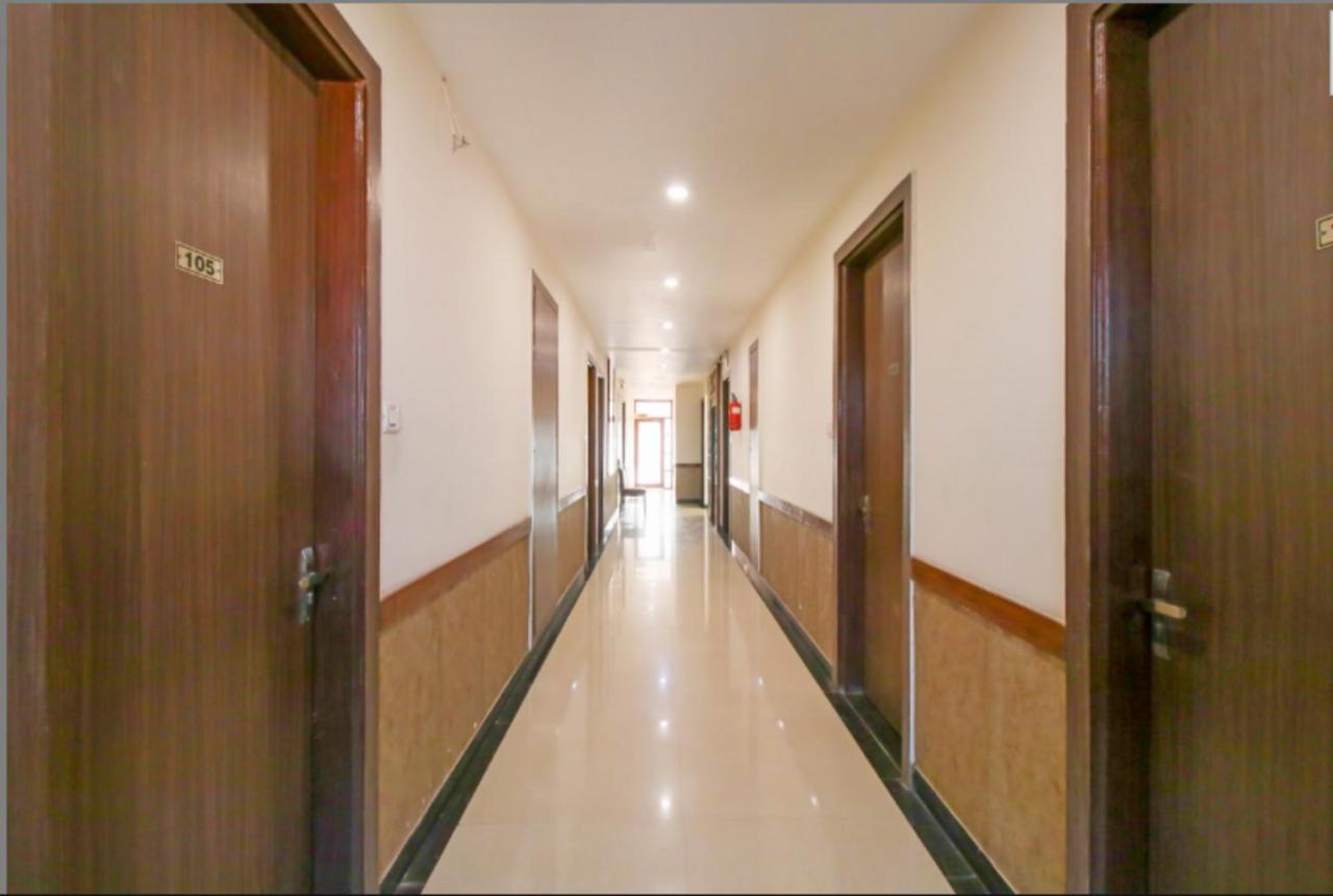 Hotel Badrika Inn Rewa Buitenkant foto